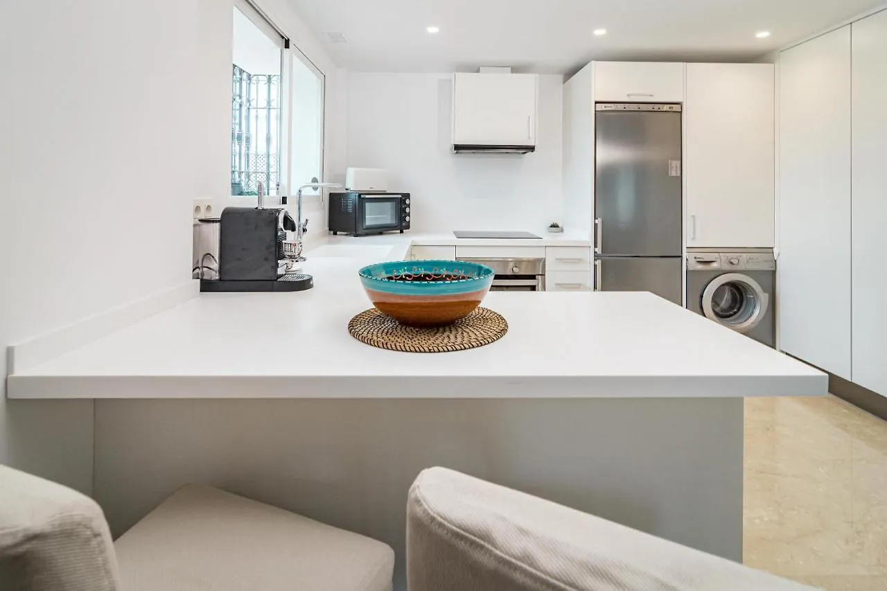 Holiday home Charming And Modern 3-Bedroom Duplex In Aloha Pueblo With Mountain Views Marbella