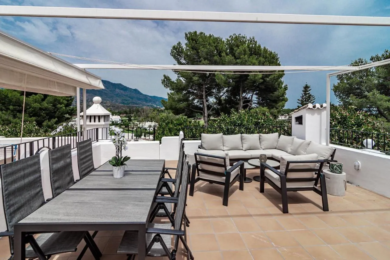 Holiday home Charming And Modern 3-Bedroom Duplex In Aloha Pueblo With Mountain Views Marbella